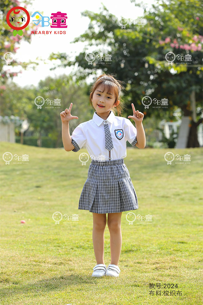 夏季最新款幼兒園園服，清爽脫俗班服