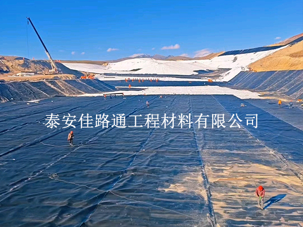 防滲土工膜裁剪不浪費(fèi)！5個實用技巧讓施工又快又省